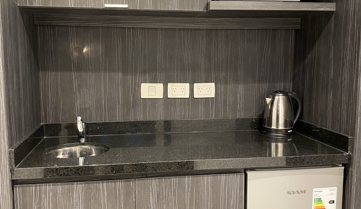 21E697FF-5623-4932-BC6A-58ADF04B7C12