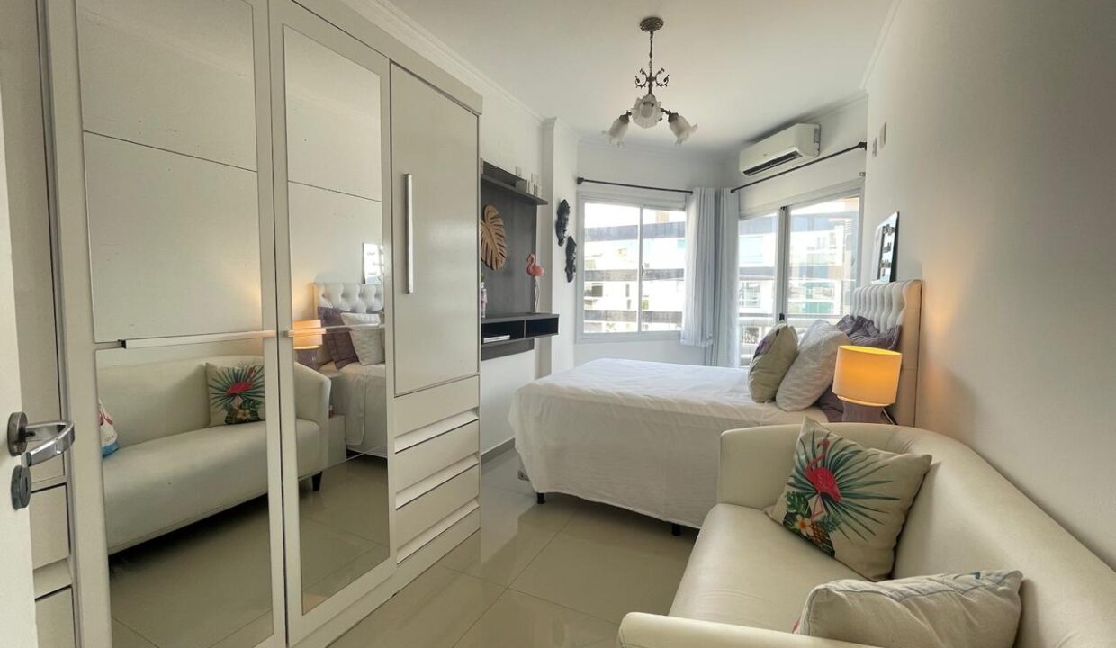 3411E6F4-53A2-47B9-8CAF-C414743AD2C6