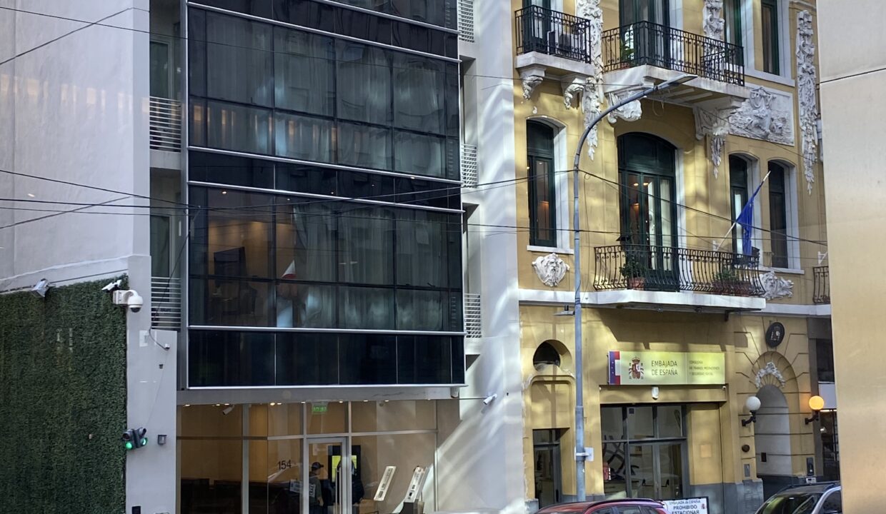 8ED3A3E1-1C07-41E5-8859-F04E98B7FCC5