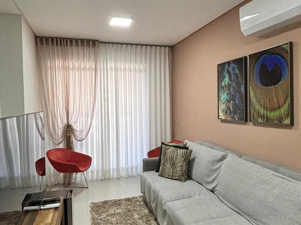 B9121A1E-7261-49F0-A5F2-68EEEC088D07