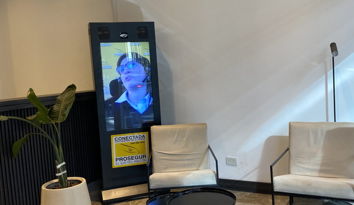 E55AAE29-54B3-4746-82BD-54B6B1735BE7