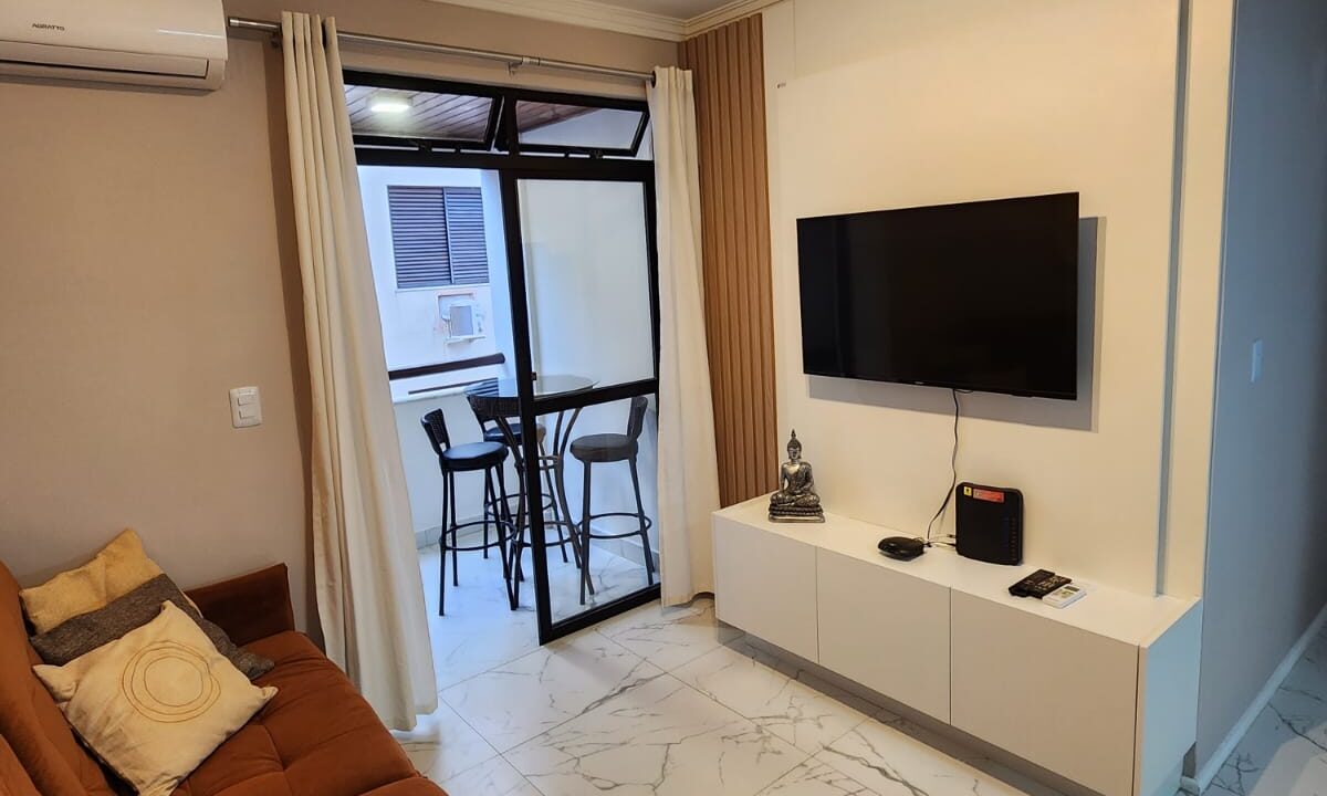 078A19C7-37DD-43C8-BCE9-40D39F609751