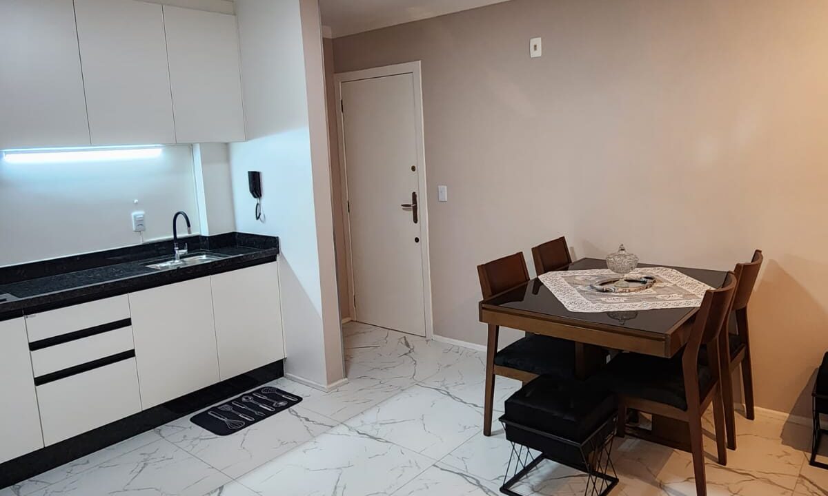 63E3D598-0681-45D7-916A-E2B000FE57E7