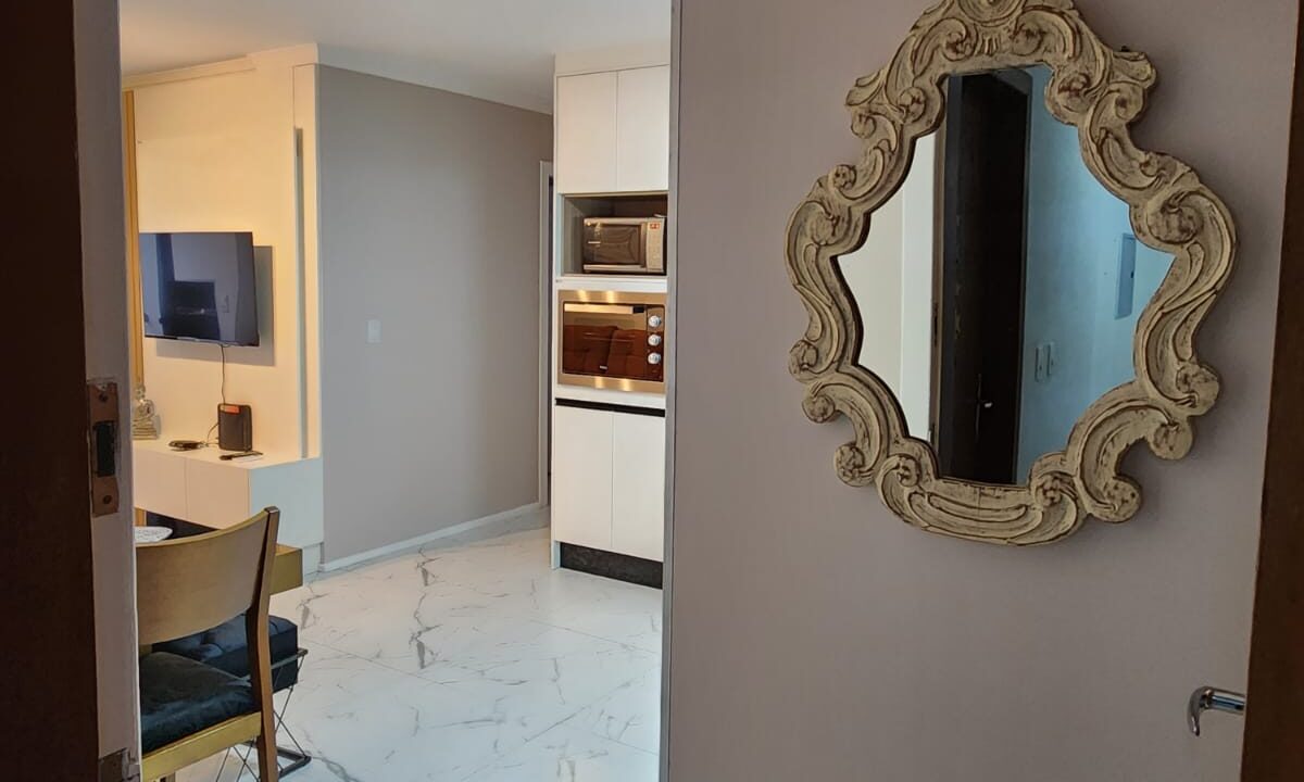 F2DC68B5-29F3-40B3-8D89-7EF2B2063C96