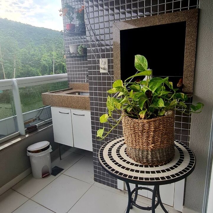 8A733105-6C27-4C6B-801C-333BFAAABB05