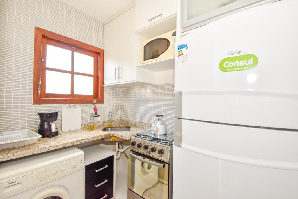 08745FB5-B147-4C65-AEB5-49B641320C0C