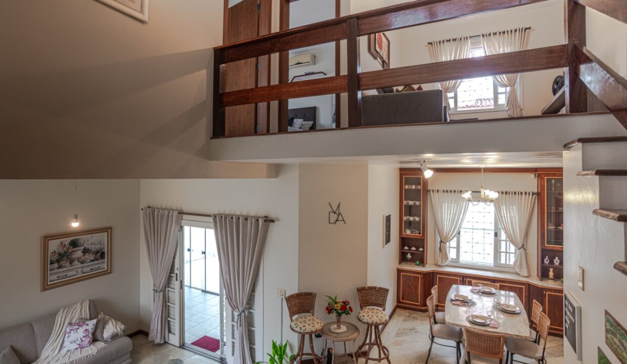 1A42D897-3D93-42EC-9B92-94F45F0D4654