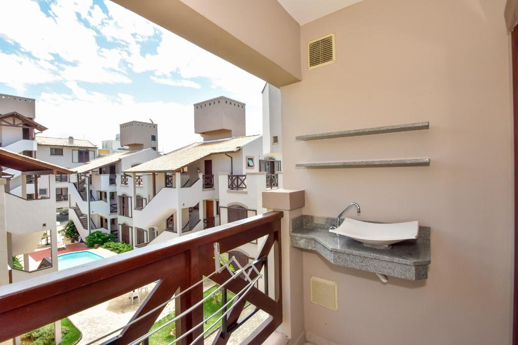 C421096C-8D38-475C-8E0A-CE1CFB16885A