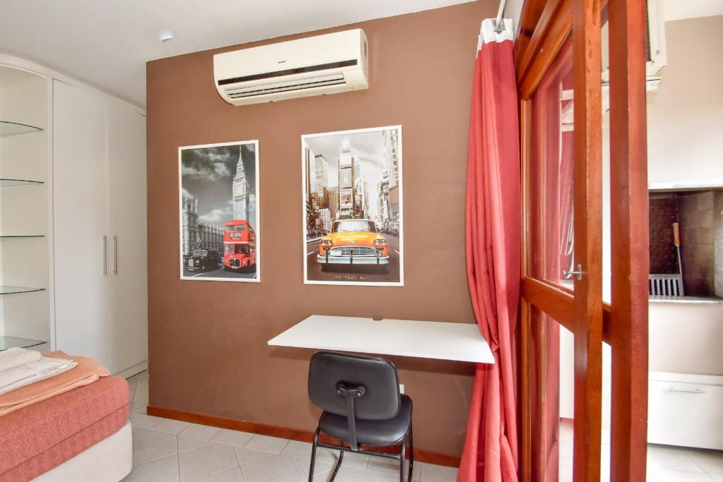 C62B4BB7-6A3C-451E-A146-840FBEB8719B