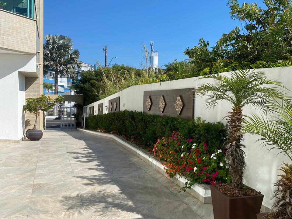 E465F646-FC6D-4E3B-AC4C-033AAAD3F803