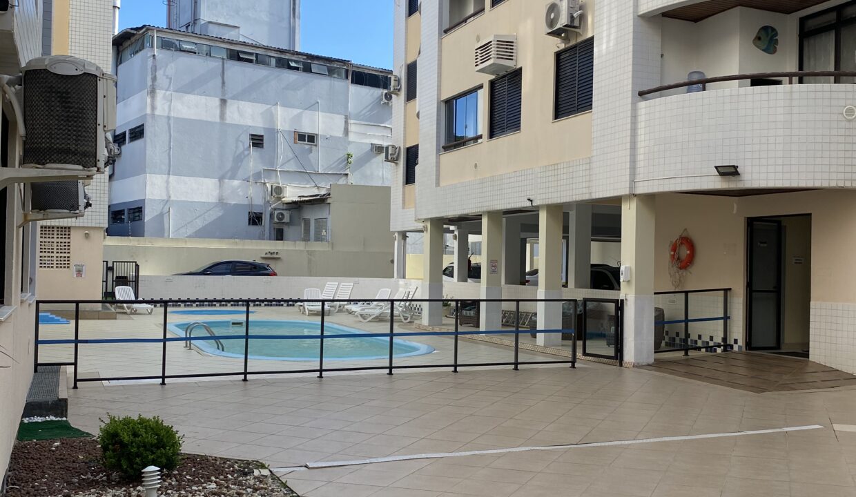 071D0583-B940-4AE2-A21A-B697181F3D73