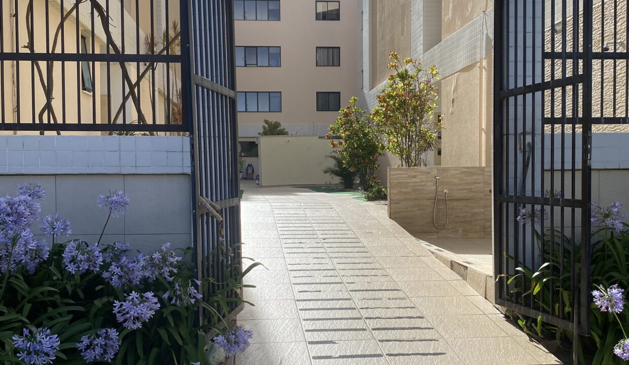 09C41FC5-7F21-4C6A-8BF4-2DA891EA4145