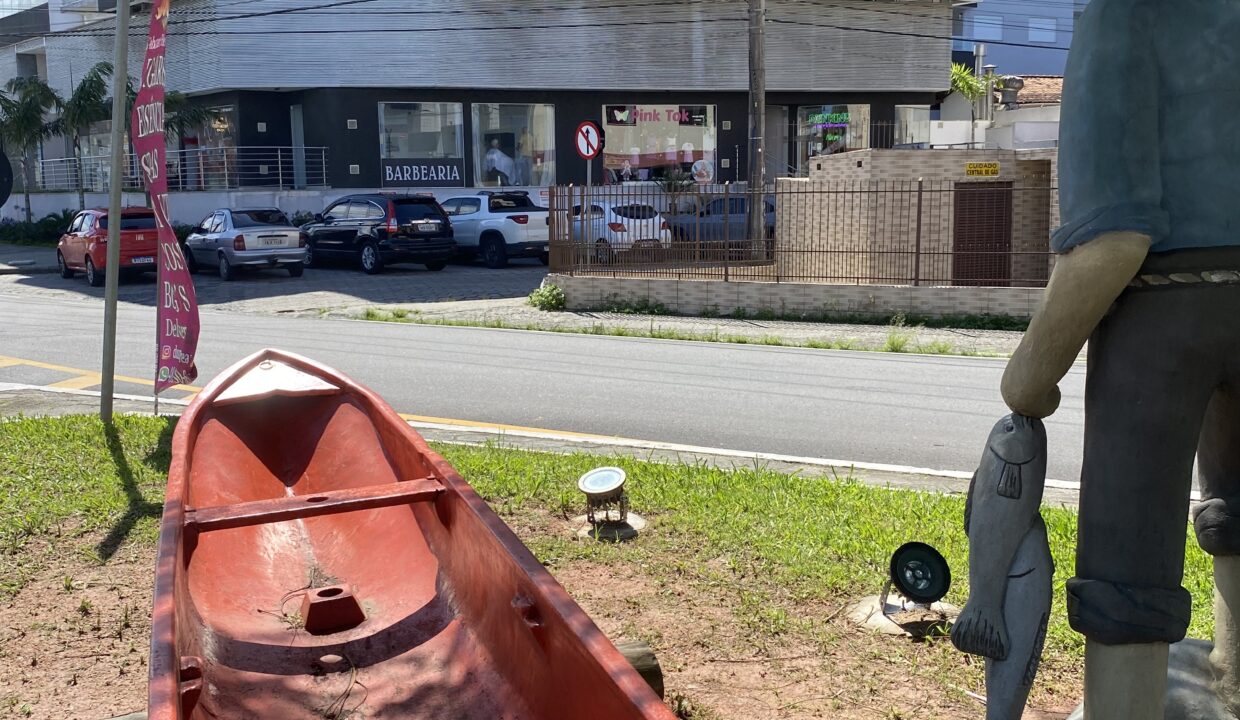 138F62D6-37EA-4005-A6C4-7DDF636D975D