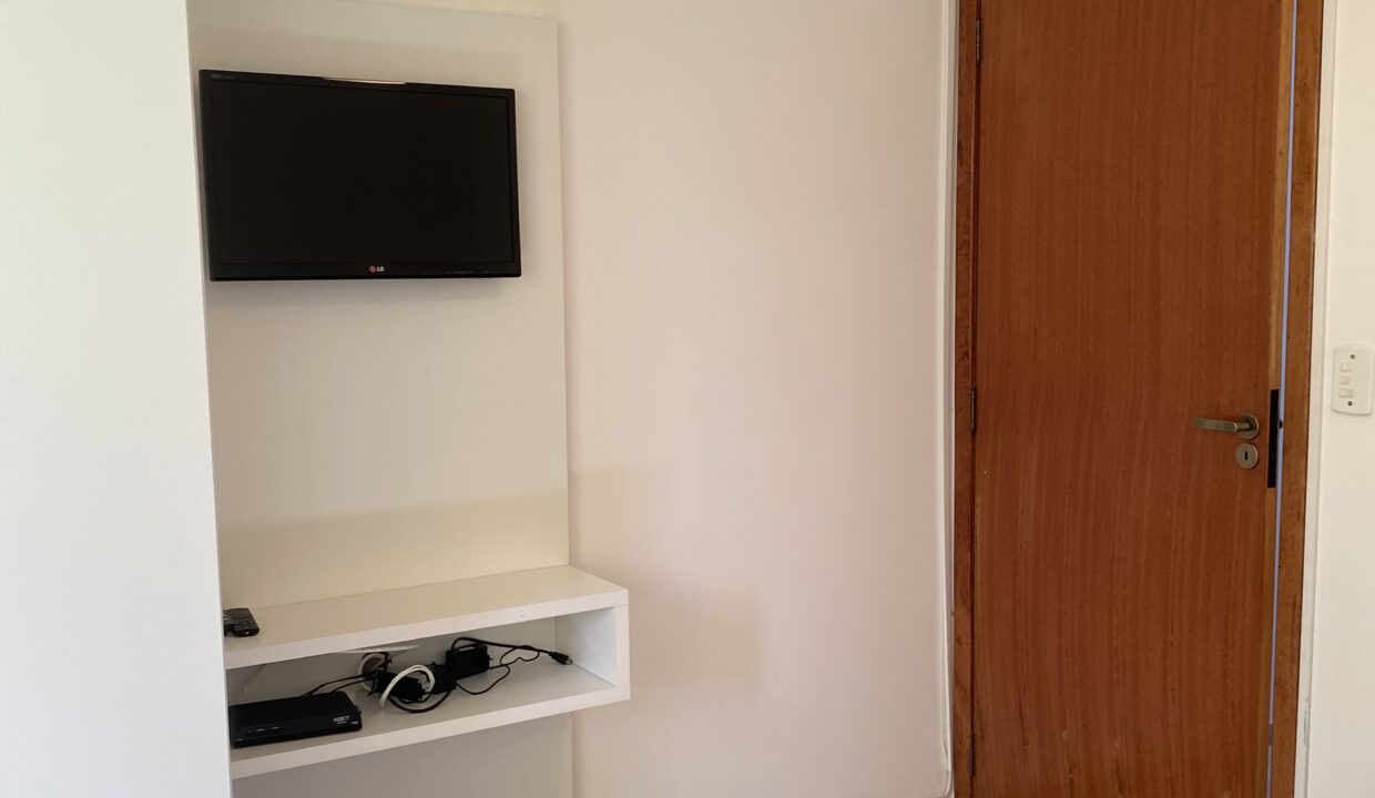 4404ED5B-3859-403E-A5DA-A4203626BD6B