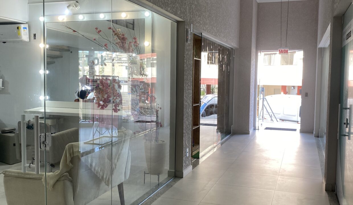 7A05FFB3-FCDF-4FF9-AA0F-7D156F066A6F