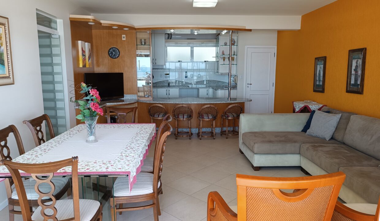 0E32723B-9908-4370-B708-40BE7F233669