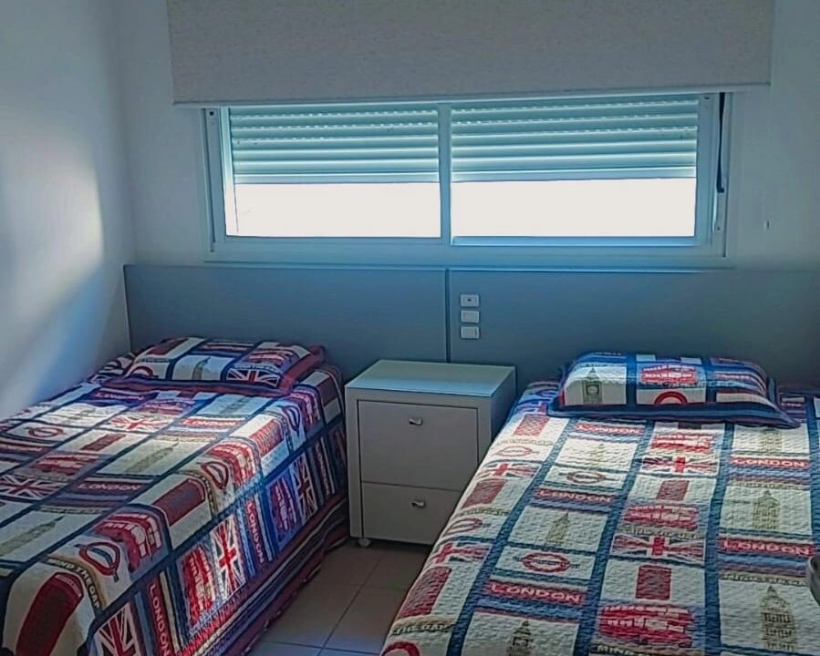 1DC47F31-2189-4602-A1B5-AFA79477FF66