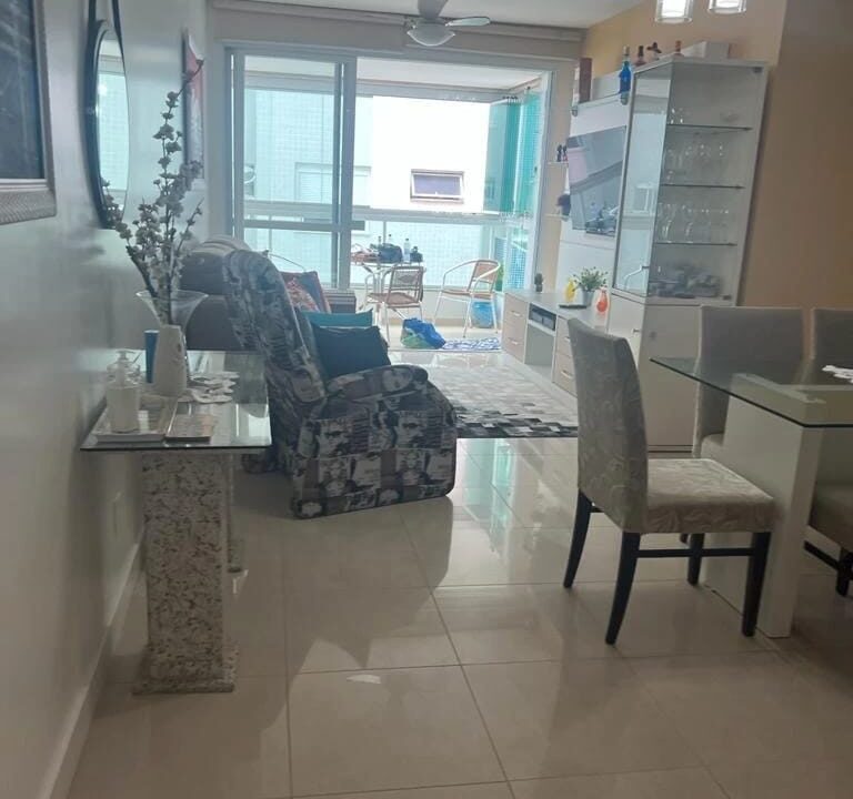 2FCF3A0E-F986-4922-83EF-851C631A3DD5