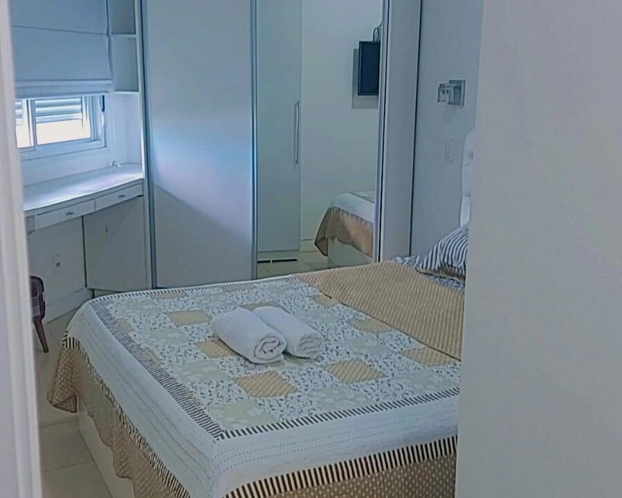 50AC2AB8-D121-4B93-9BA4-2981B25C450B