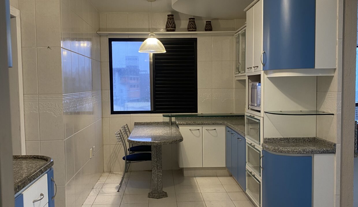 6BD58BBC-6ADE-4A26-91F8-07F97F4BCAA6