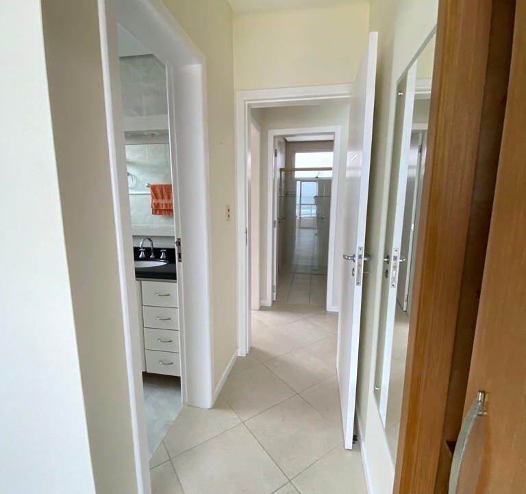 A958B0BB-AF16-4343-A93C-5E4C21D26D6F