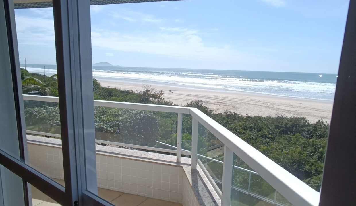 ADE082BB-9438-4A92-AFF7-9C58A053DA44