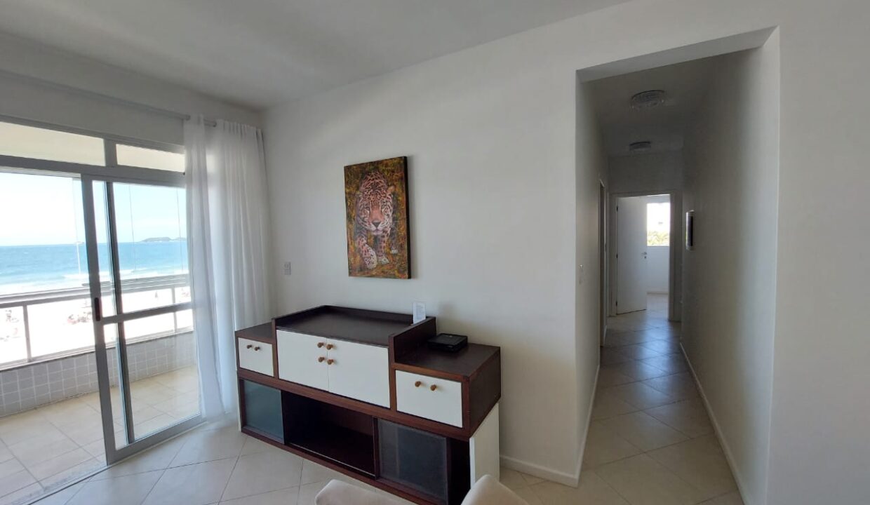 018832A6-9A41-40C2-B4ED-90E0A10E1D66