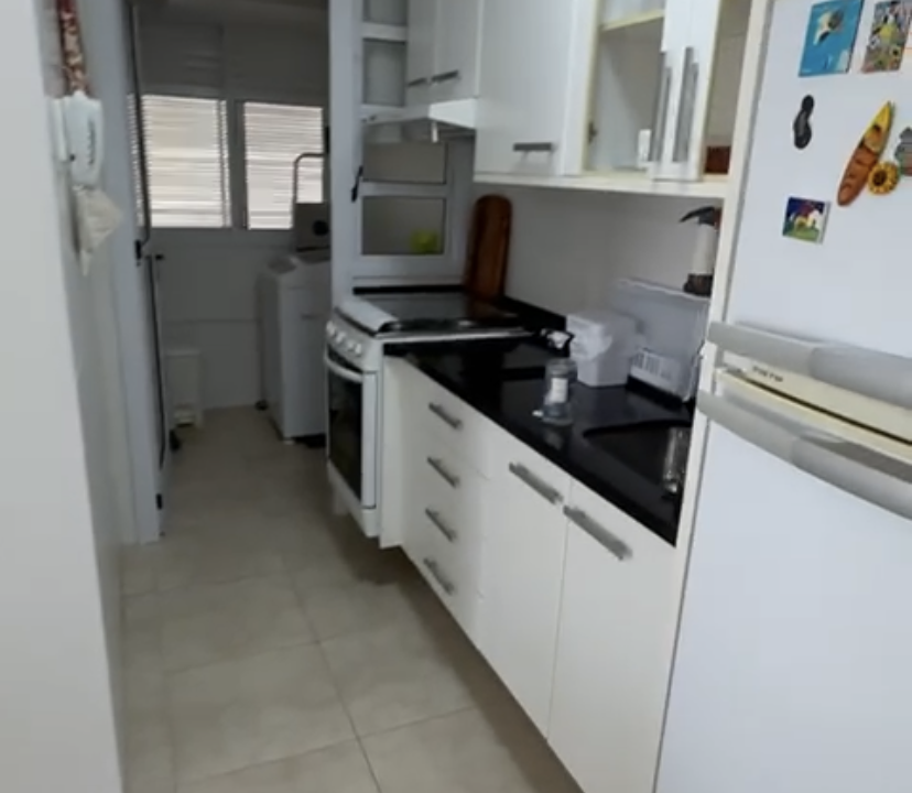 072EC470-823A-4521-8A09-A7608DF4A1BA