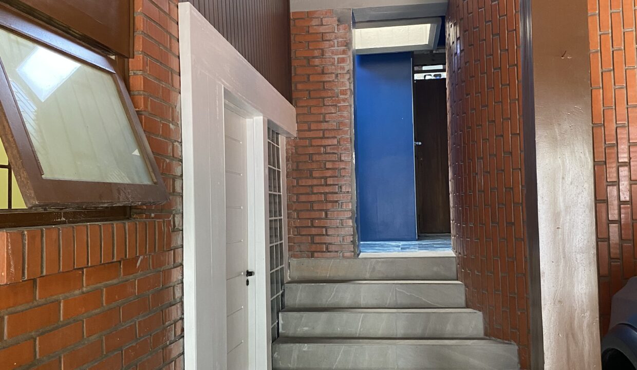 1E6E7335-2A45-4CFF-AC94-19080A2F80A9