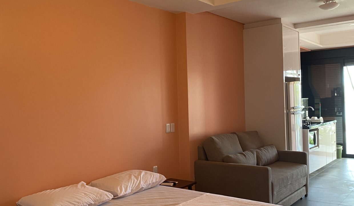 39B0FB16-7665-4964-A5A0-384D54143EEA