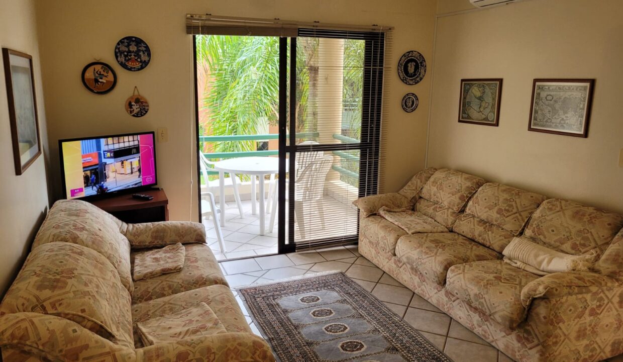 4FF75030-31A8-45CF-A7D8-D2A9E0ADC177