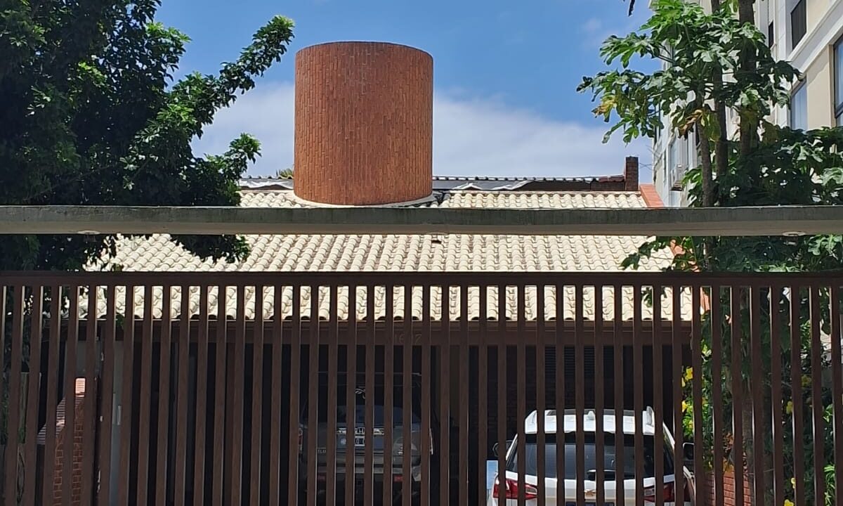 5E54EB3F-8951-4A11-A468-5026495EC945