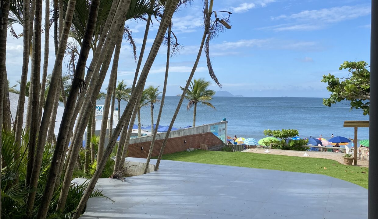 7145EC18-CEC9-43A5-8B2D-A5452E1AC246