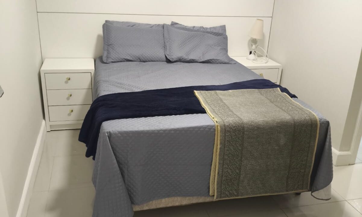 76F780F4-9C19-4695-801F-E8971FCDB1E3