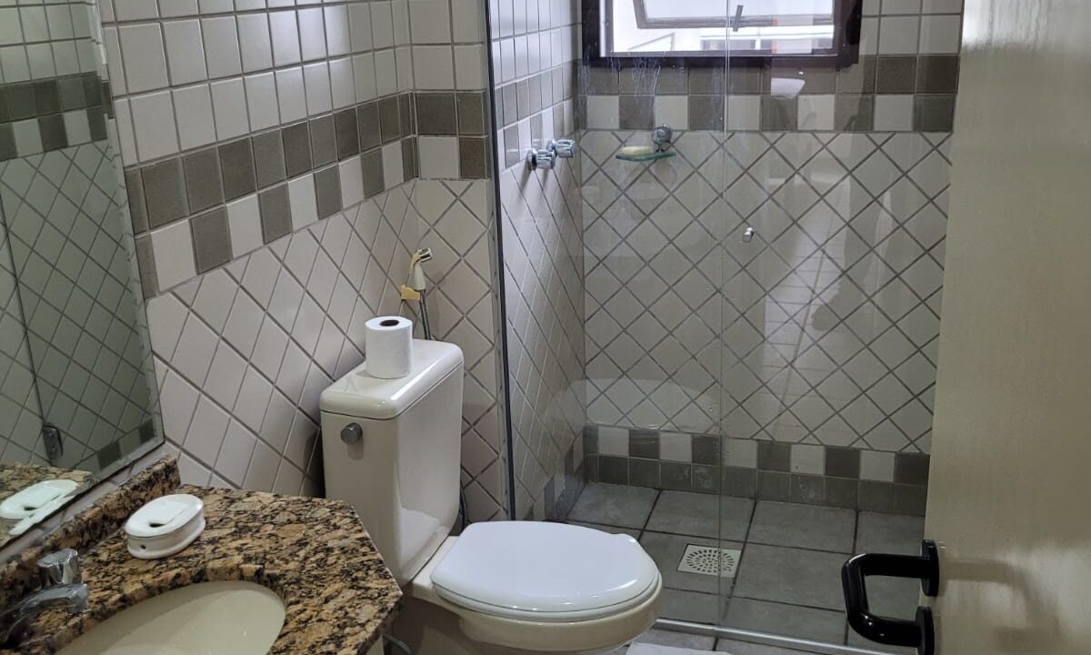 AA1552C1-D863-4D10-967B-8579005082DB