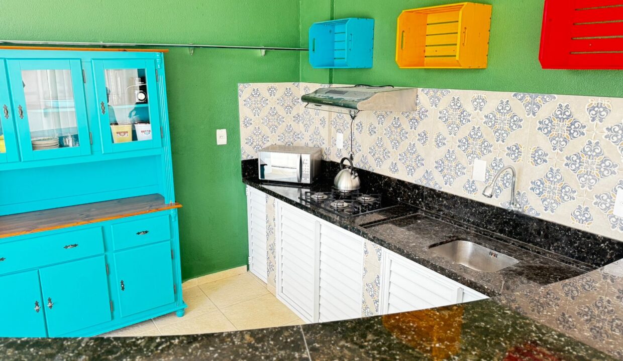 ABA03E33-D572-4417-8FB1-13FA5F09FF1E