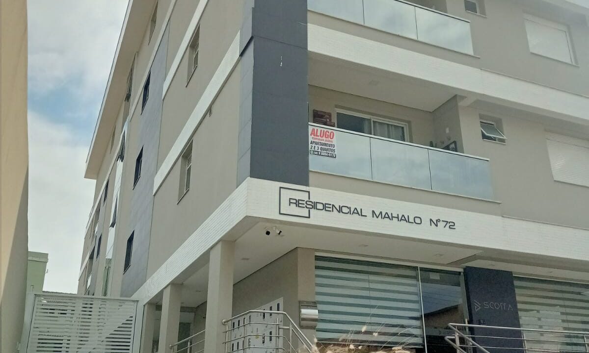 F3E17B33-9E03-4F15-A0CB-BF30D4BBCEDB