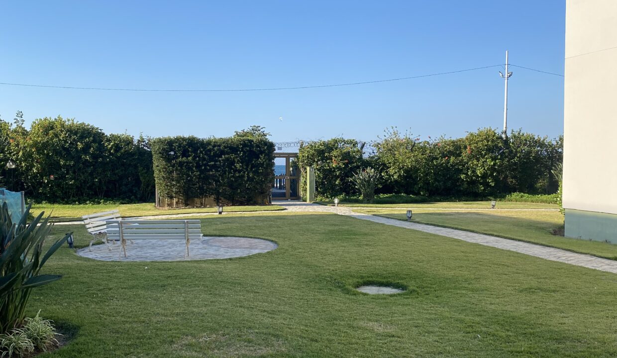 015F232B-8000-45B4-B1BD-29F843C9A131