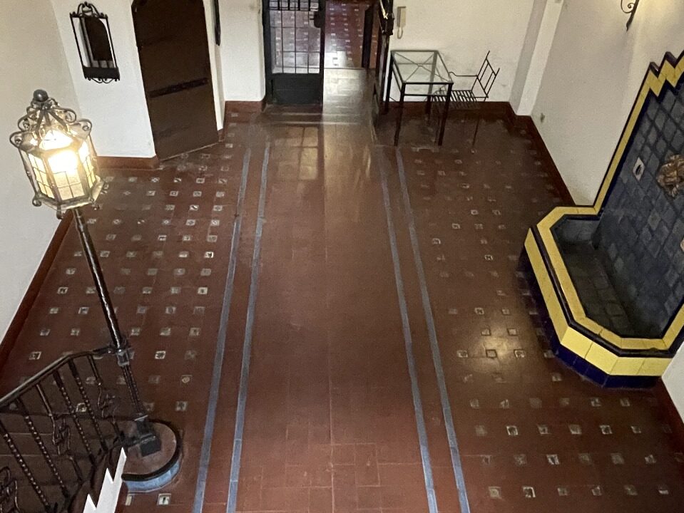 AF59CA7C-CE72-4F81-8F34-65DF31CC9292