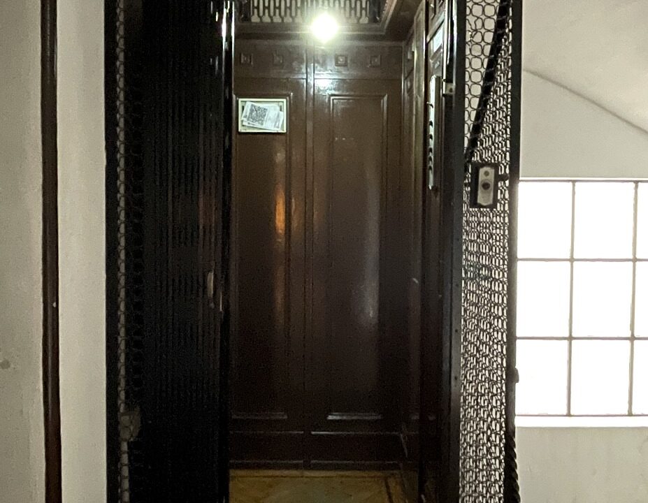 AF74CF3F-DC9E-4256-A3A0-318D641D807B