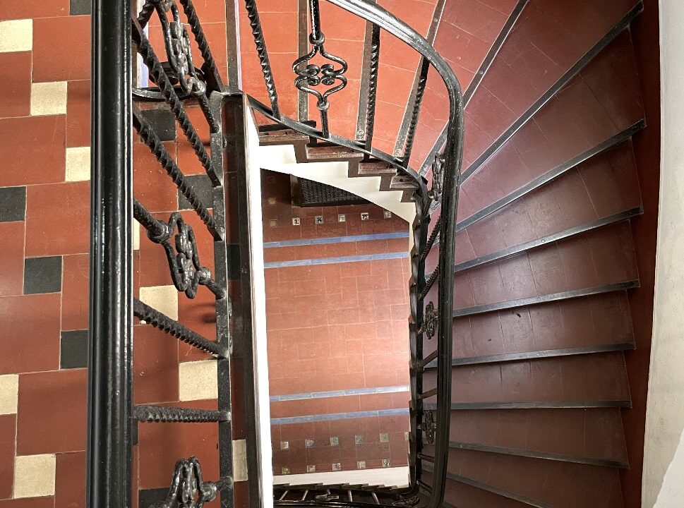 B6706A7F-A409-4BB5-8DA2-C69F4F4E7DBB