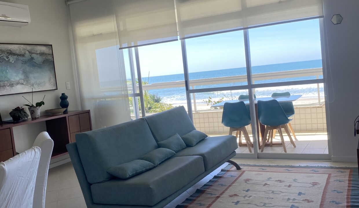 95412964-32FE-428C-A130-F64E6BFD8618