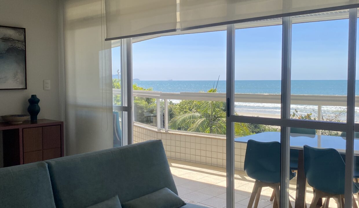 CC4D9781-A6B2-42A8-A21F-BB094041D6DD