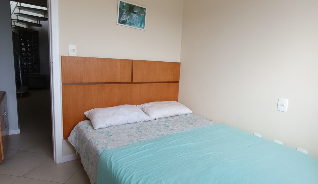 CD5A64E1-F3ED-420E-B4F0-AEFF68AA52A8