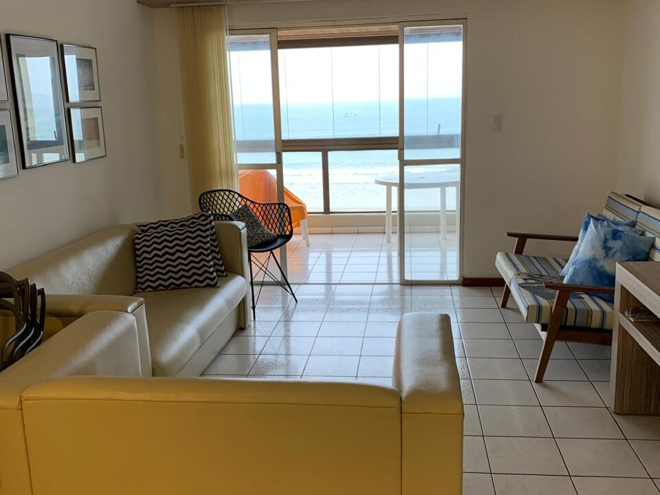 5724AD45-FDA3-41E7-A6E3-BDD5B2AB62A9