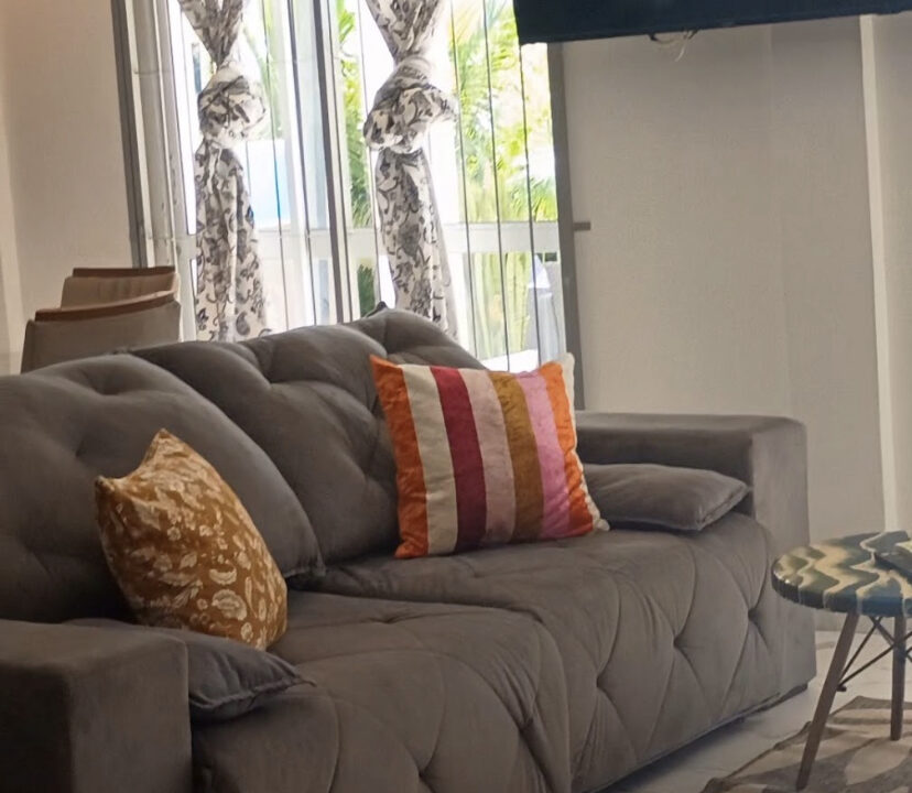 57F81074-707C-4D47-AA6C-FE895059483B