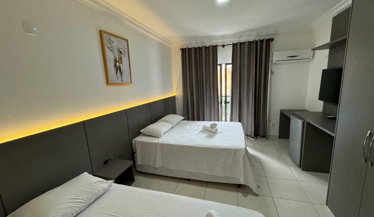 B580C5E7-1E25-47B7-8625-00F34FB979E2