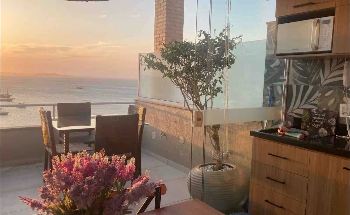 C847D38E-38FF-459A-BD35-F40C9A013E1C