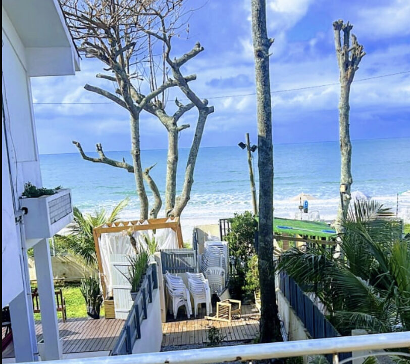 3DC49007-73B1-4F20-B605-A39A65794FBE