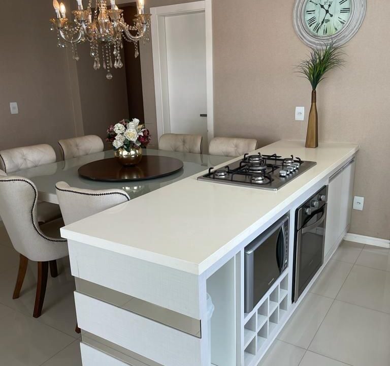 0266B204-69CF-4228-BF3E-5EE385E33ABE